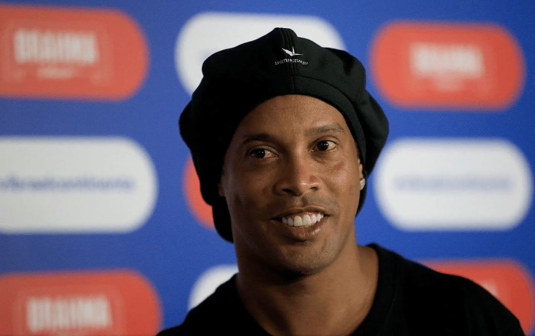 Ronaldinho da marcha atrás ante las críticas a Brasil y explica la verdadera razón detrás de la diatriba mordaz antes de la Copa América 2024