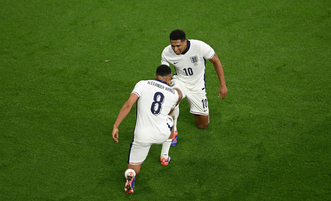 Jude Bellingham revela el motivo detrás de la nueva celebración con Trent Alexander-Arnold en la victoria de Inglaterra en la Eurocopa